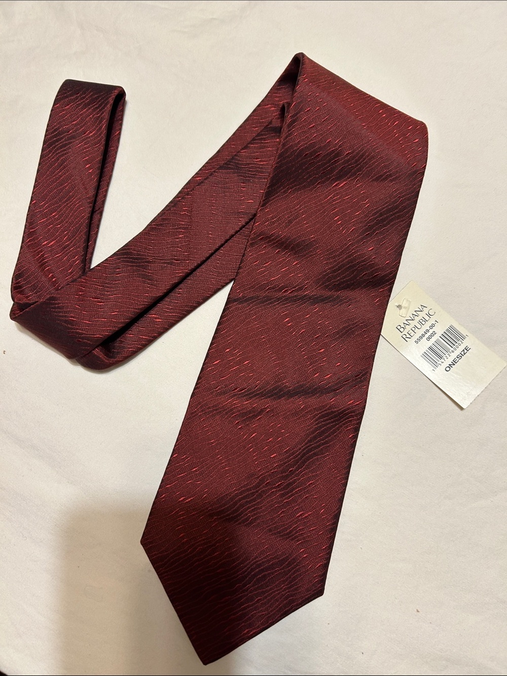 Banana Republic Men's Deep Burgundy Silk Tie with Subtle Red Accents